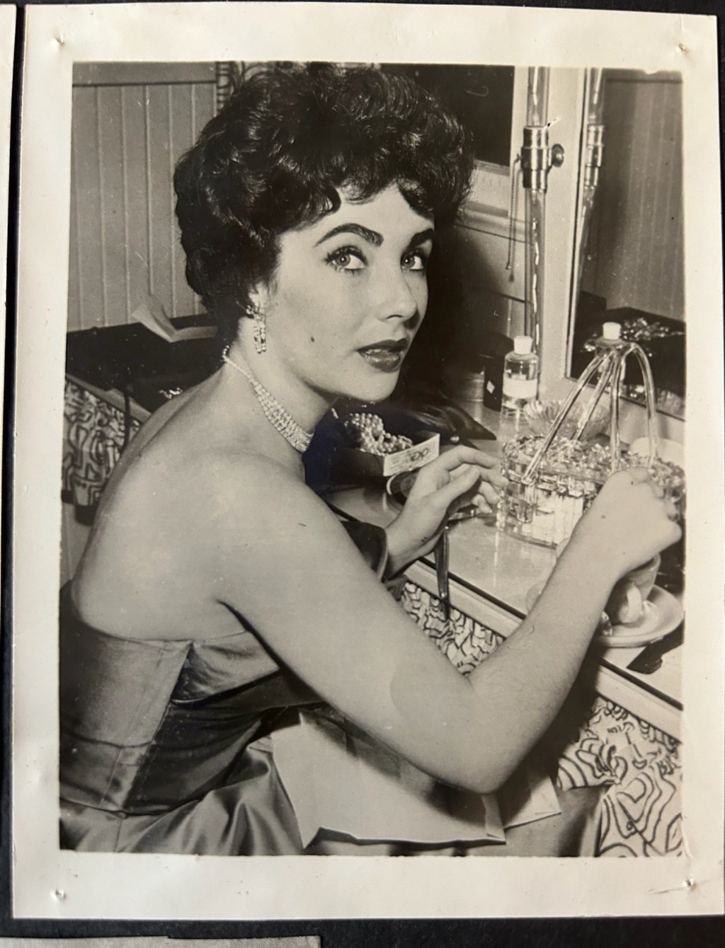 She Was Hotter than a Two Dollar Pistol